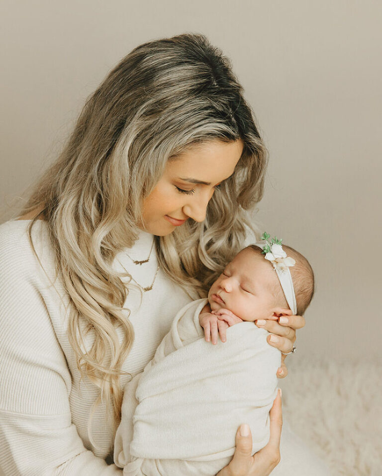 mom with newborn baby